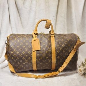 Authentic Louis Vuitton Keepall 50 bandouliere duffel travel bag